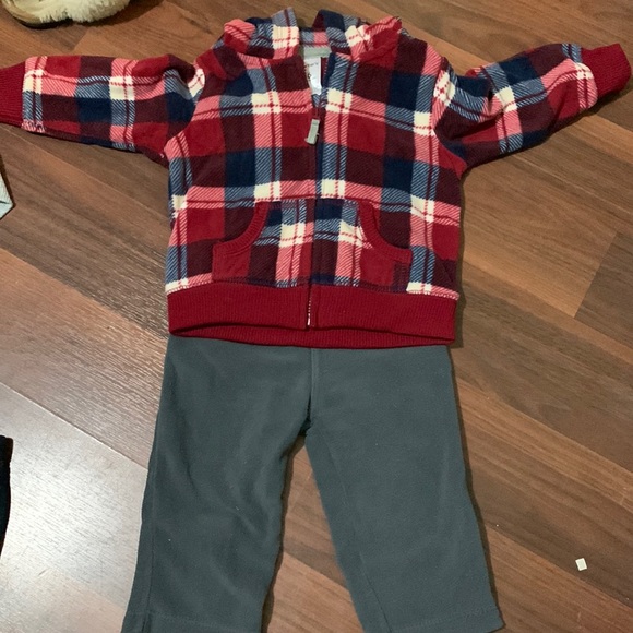 6 months fleece pant & sweater set - Picture 1 of 1
